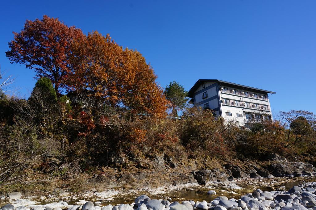 Kagoiwa Onsen Ryokan Nikko Bagian luar foto
